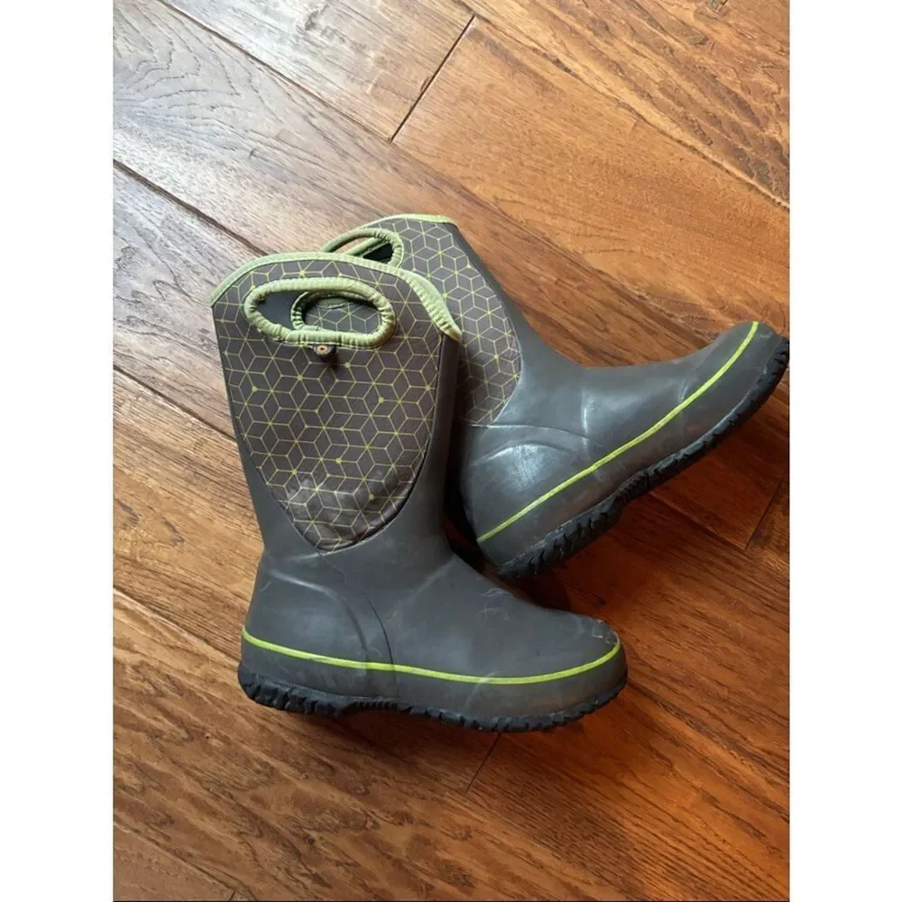 Bogs Gray Rain Boots with Lime Trim